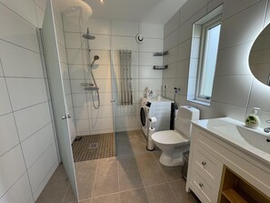 Hus | Bad | Dusj og hårføner