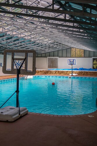 Serenity at Rock Retreat Rm 22