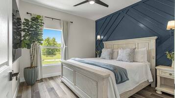 4 chambres, coffre-fort, bureau, fer et planche à repasser