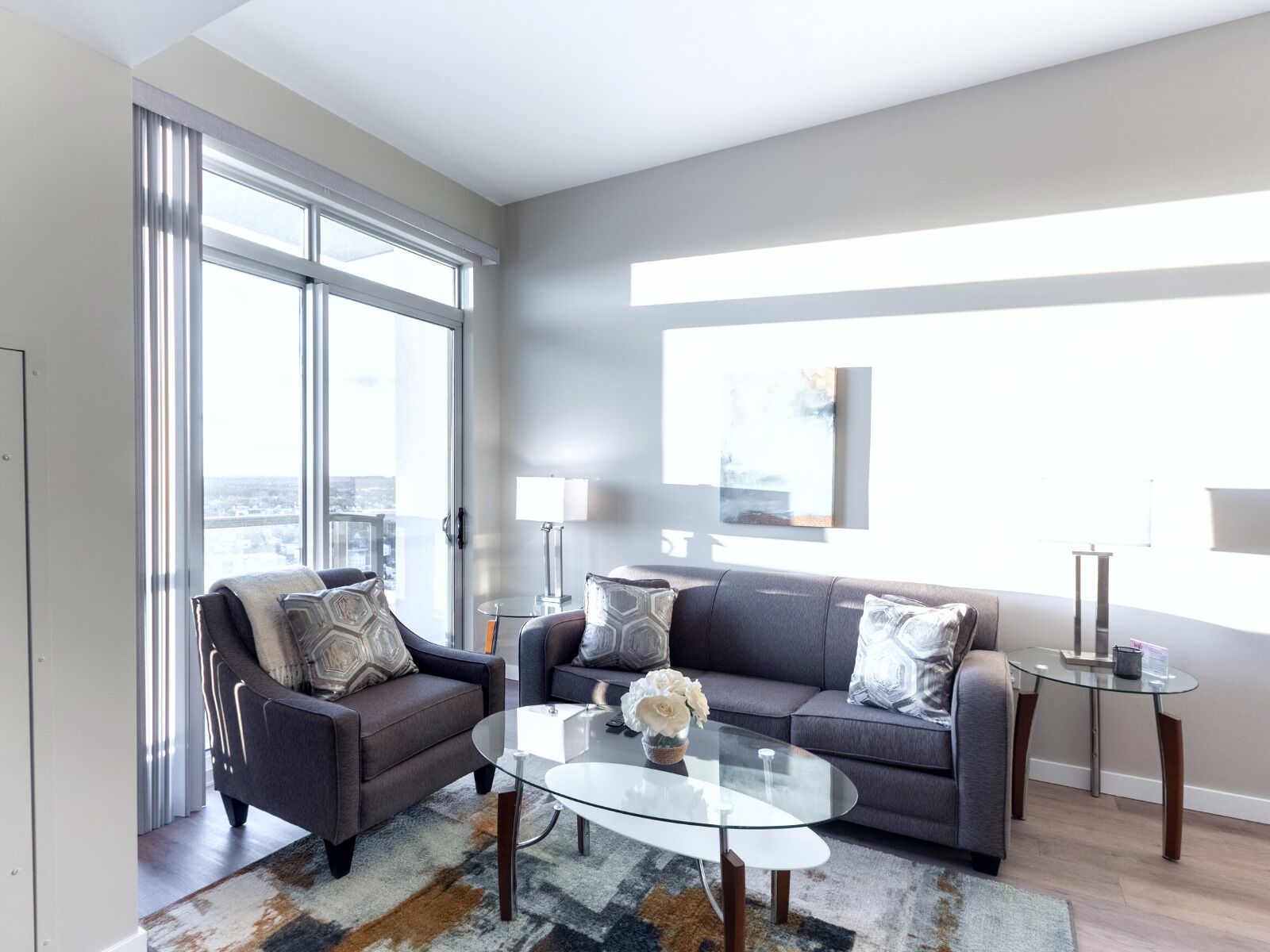 Apartamento de lujo, balcón, vistas al puerto | Zona de estar