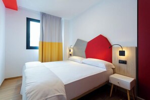 Apartamento básico, 1 quarto | Ferros/tábuas de passar roupa, Wi-Fi de cortesia, roupa de cama