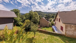 Property grounds - L'Arverne du Rocher - Maison vue montagne (La Bourboule)