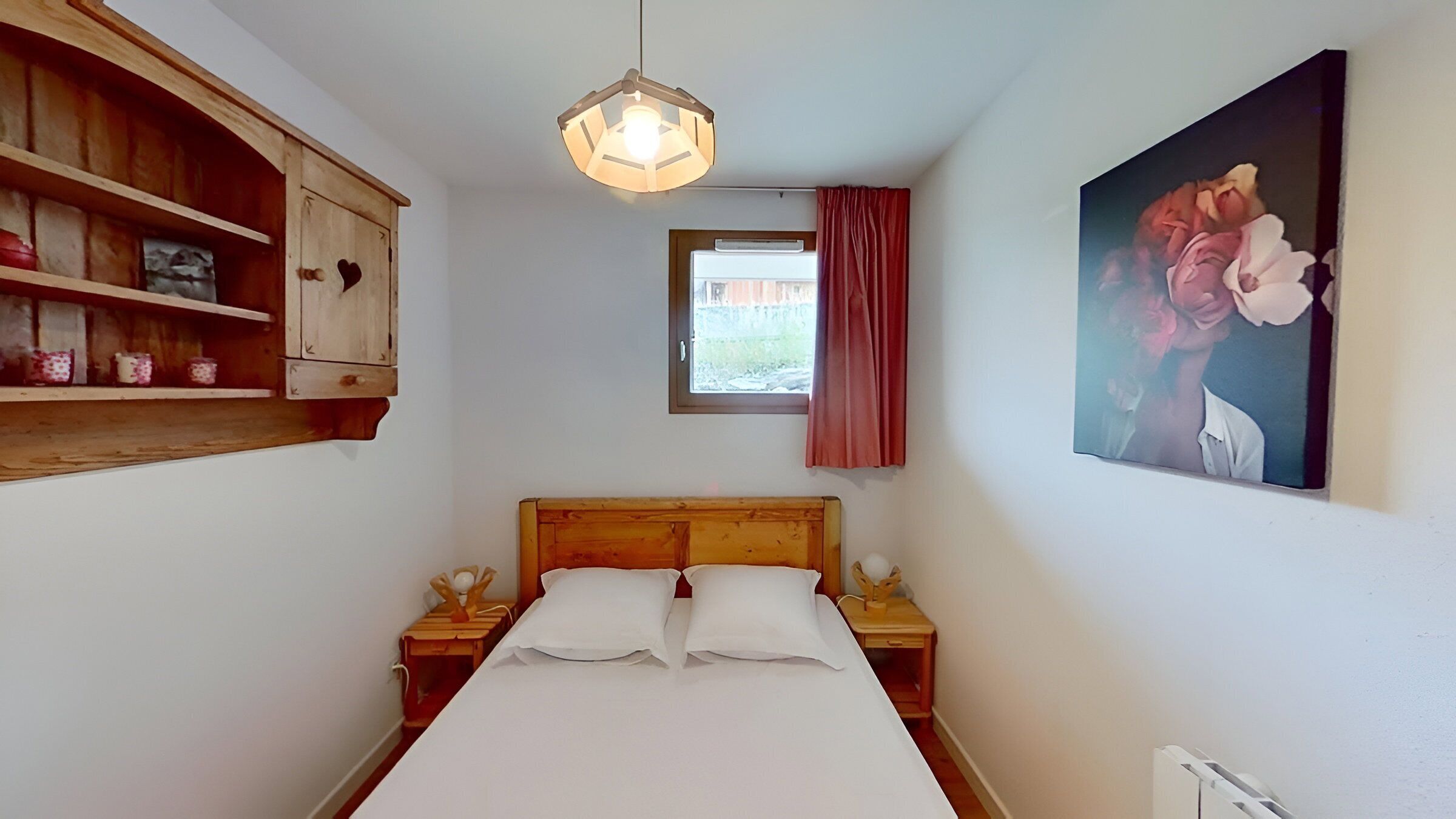 2 chambres, fer et planche à repasser