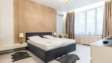 2 bedrooms, WiFi, bed sheets