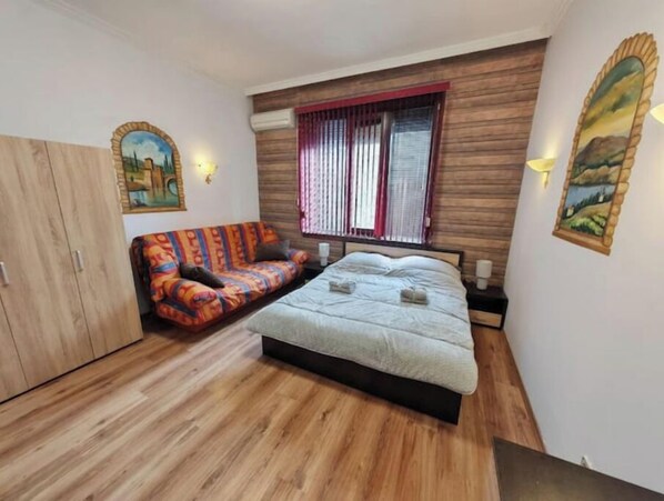 1 habitación, wifi y ropa de cama