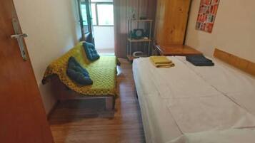 4 chambres, Wi-Fi, draps fournis