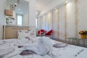 1 室のベッドルーム、WiFi、ベッドシーツ
