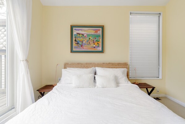 3 bedrooms, desk, iron/ironing board, free WiFi