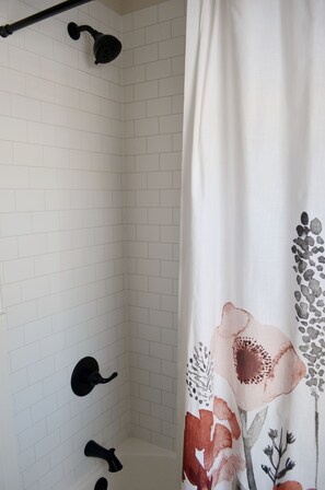 Towels, soap, shampoo, toilet paper