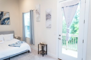 Stadtwohnung, Blick auf den Golfplatz | 3 Schlafzimmer, hochwertige Bettwaren, schallisolierte Zimmer