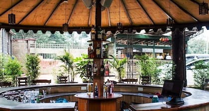 Coyote Haven Bridge Hotel