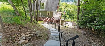 Mountainside Retreat with Serene Sunset Views Over Mountains and Newfound Lake