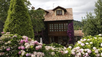 Fachada da propriedade