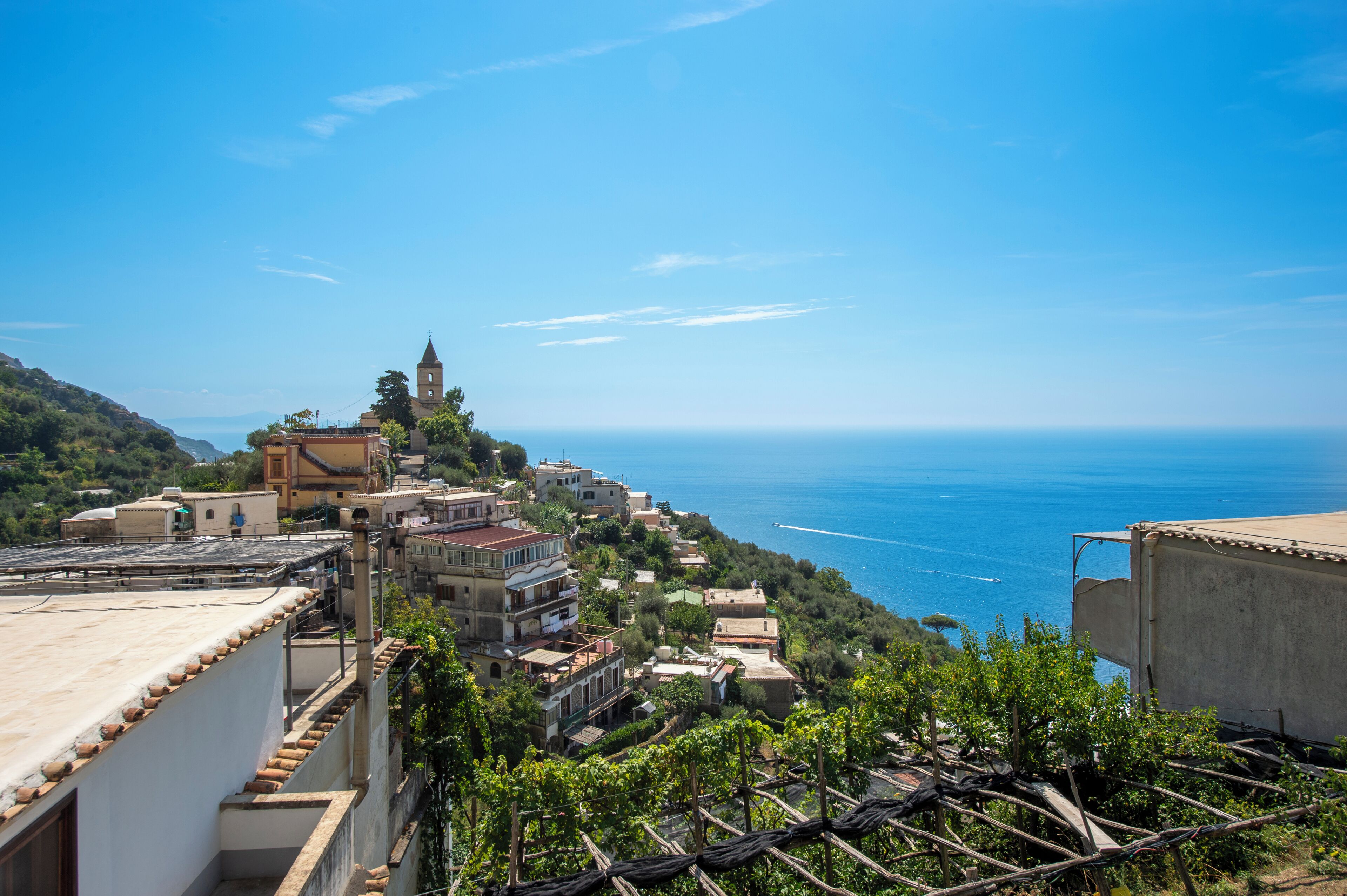 إطلالة على المياه