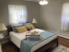 4 bedrooms, desk, iron/ironing board, travel cot