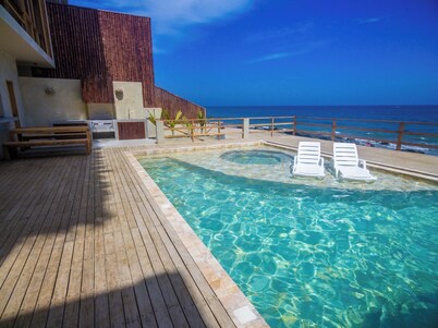 2N Equipped and furnished apartment in front of the beautiful sea of Canoas de Punta Sal