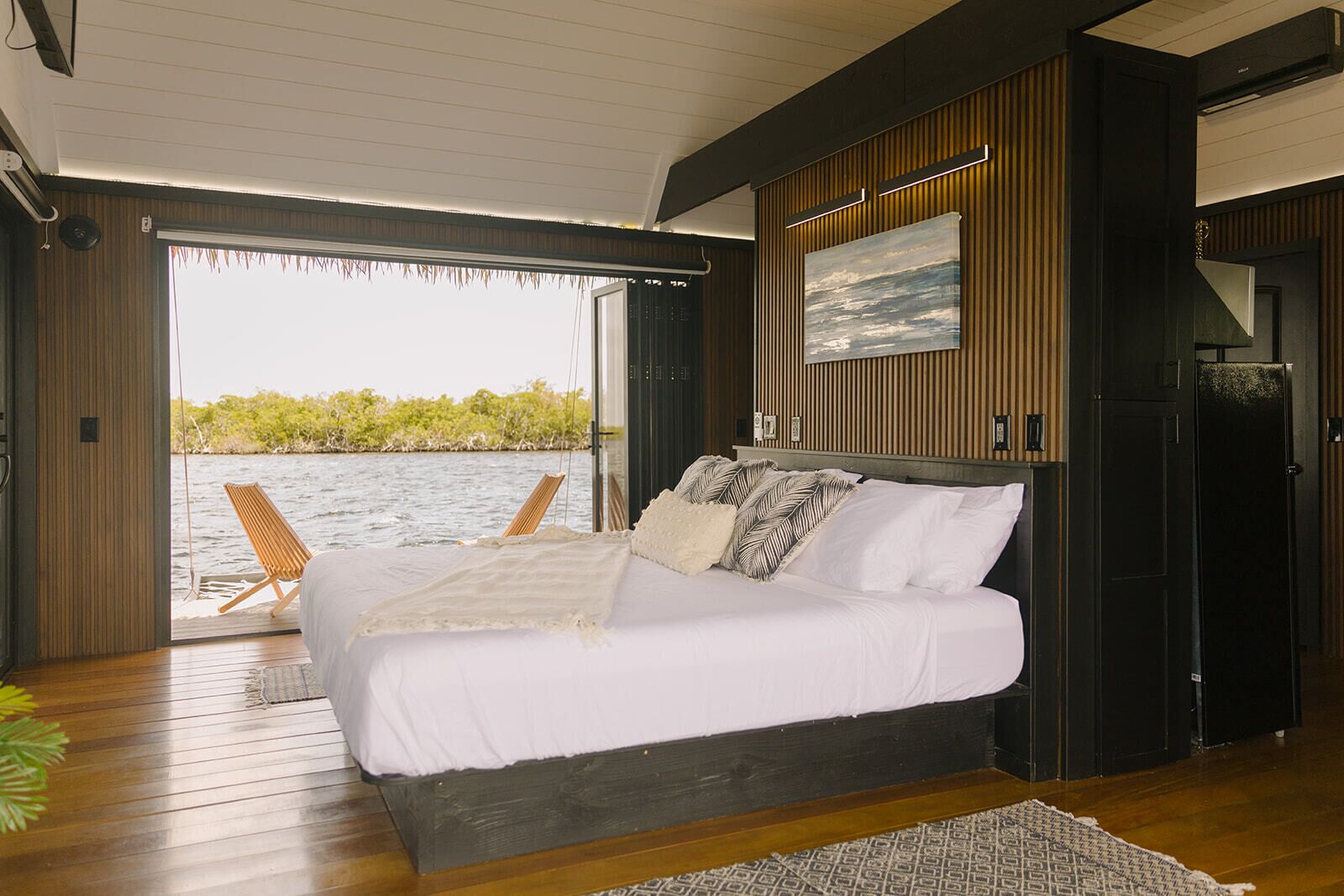 1 quarto, roupas de cama premium, individualmente mobiliados