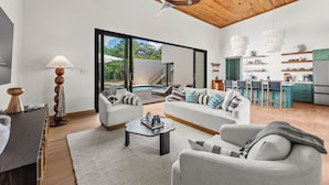 Villa, 3 soverom (Riverfront with Pool) | Oppholdsområde