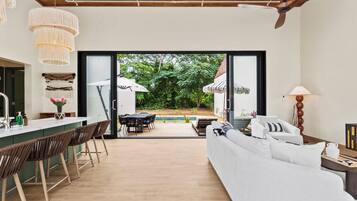 2 Bedroom Riverfront with Pool | Courtyard view