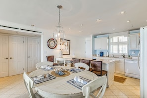Dining - Oceanfront Atlantic Beach Condo w/ View! (Atlantic Beach)