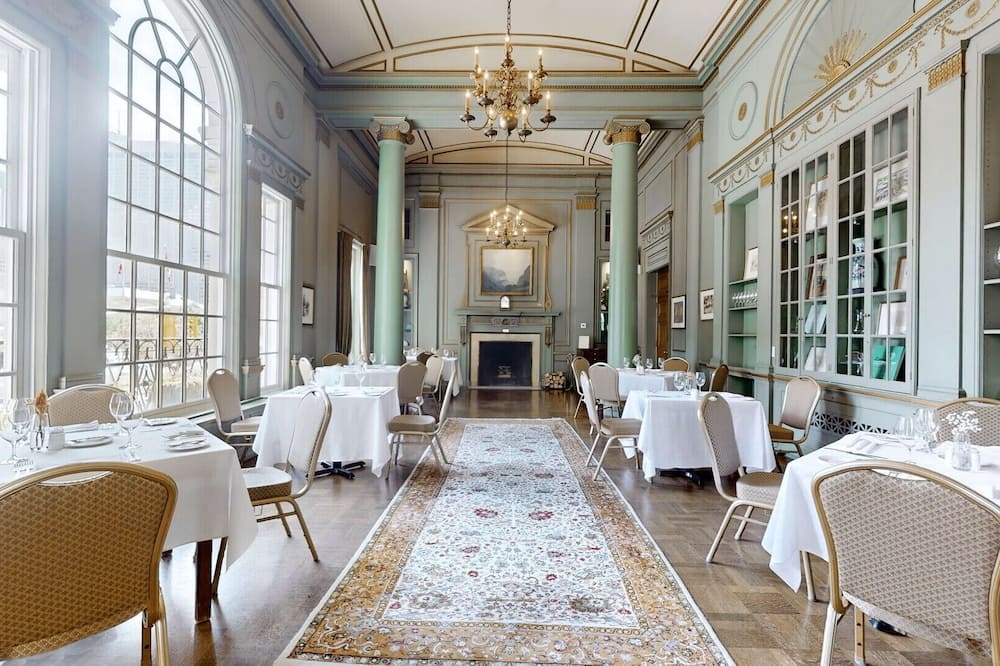 The University Club of Toronto