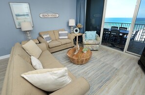Smart TV - Shores of Panama 1928 - Beautifully Renovated 3 Bedroom/3 Bathroom + Bunk Room (Sleeps 10) (Panama City Beach)