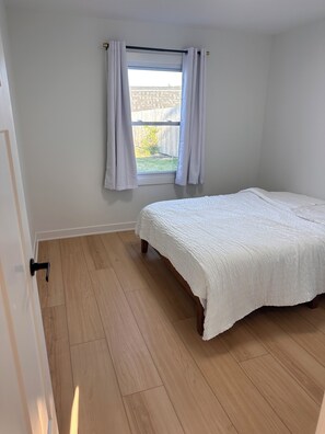 3 Schlafzimmer, Schreibtisch, Bügeleisen/Bügelbrett, kostenloses WLAN