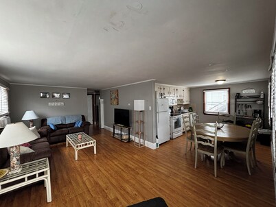 Oceanside Duplex 7 houses to Ocean 
Your Beautiful Beach Vacation Awaits