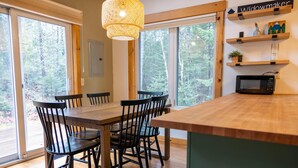 Dining - Sugarloaf Mountain Fir Avenue C3004 (Carrabassett Valley)