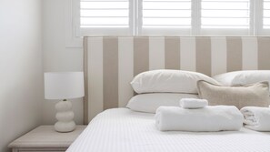 6 habitaciones, escritorio, wifi gratis y ropa de cama 
