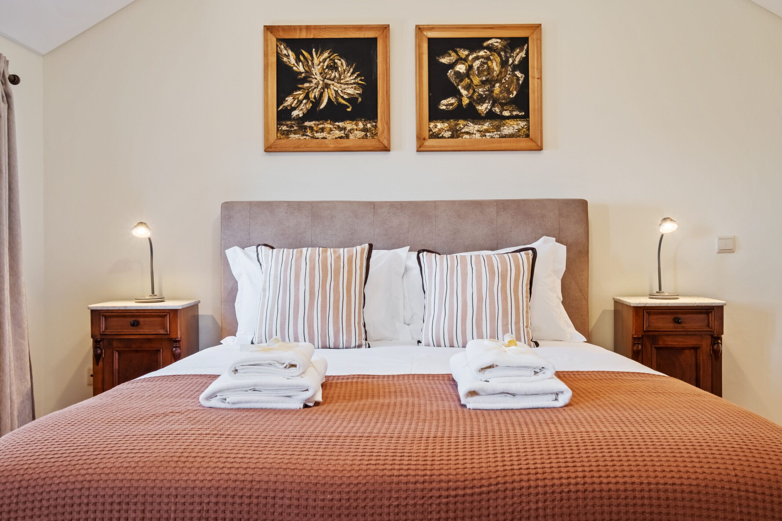 1 多间卧室、熨斗/熨衣板、旅行婴儿床、免费 WiFi