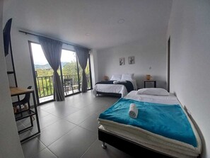 Panoramic Triple Room | Iron/ironing board, free WiFi, bed sheets - Country House Hotel (Guatapé)