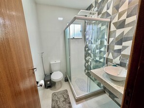 Bidet, towels, soap, shampoo