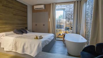 1 chambre, fer et planche Ă  repasser, Wi-Fi gratuit, draps fournis