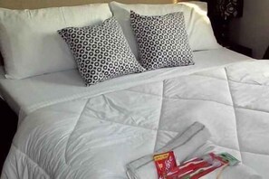 Room - Palm Tree Genlex Condo (Pasay)