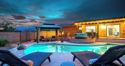 Desert Skies - Beautiful private Tucson home with great mountain views & pool