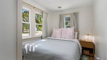 3 chambres, Wi-Fi gratuit, draps fournis