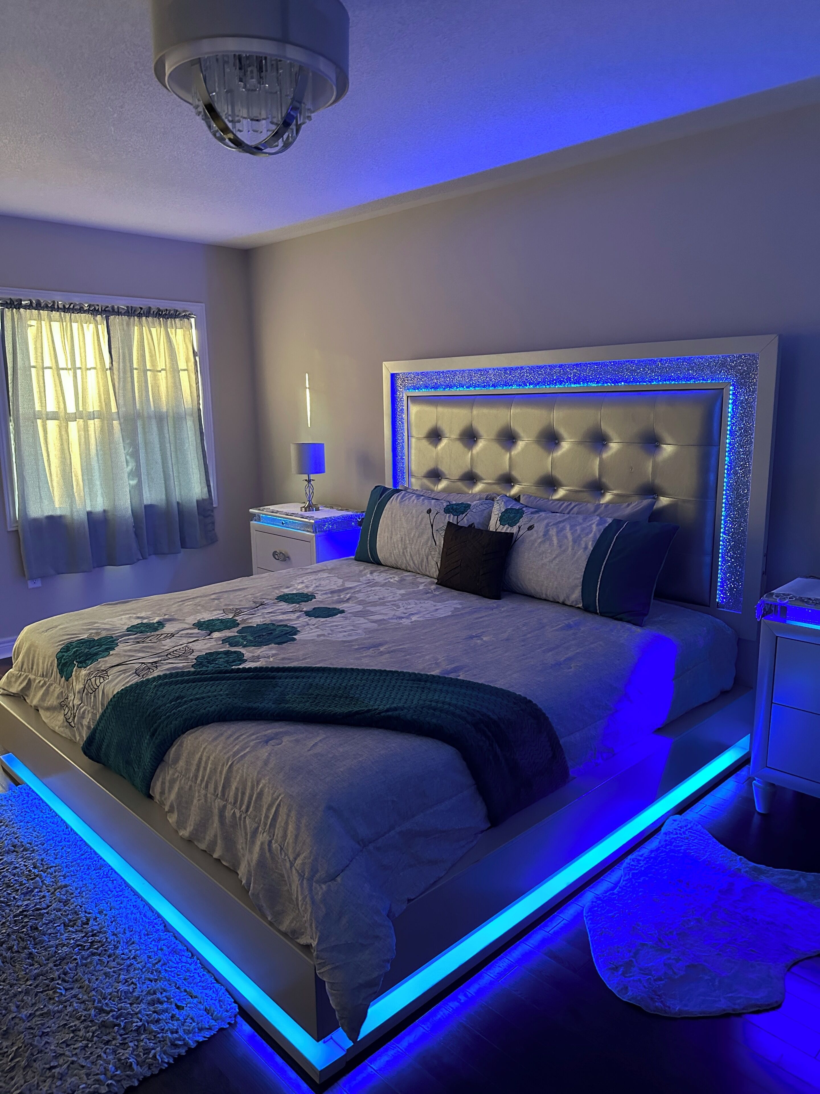 2 chambres, fer et planche à repasser, accès au Wi-Fi (inclus)