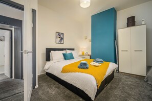 3 bedrooms, iron/ironing board, free WiFi, bed sheets