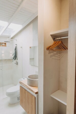 Baita familiare | Bagno | Vasca e doccia separate, asciugacapelli, accappatoio, asciugamani