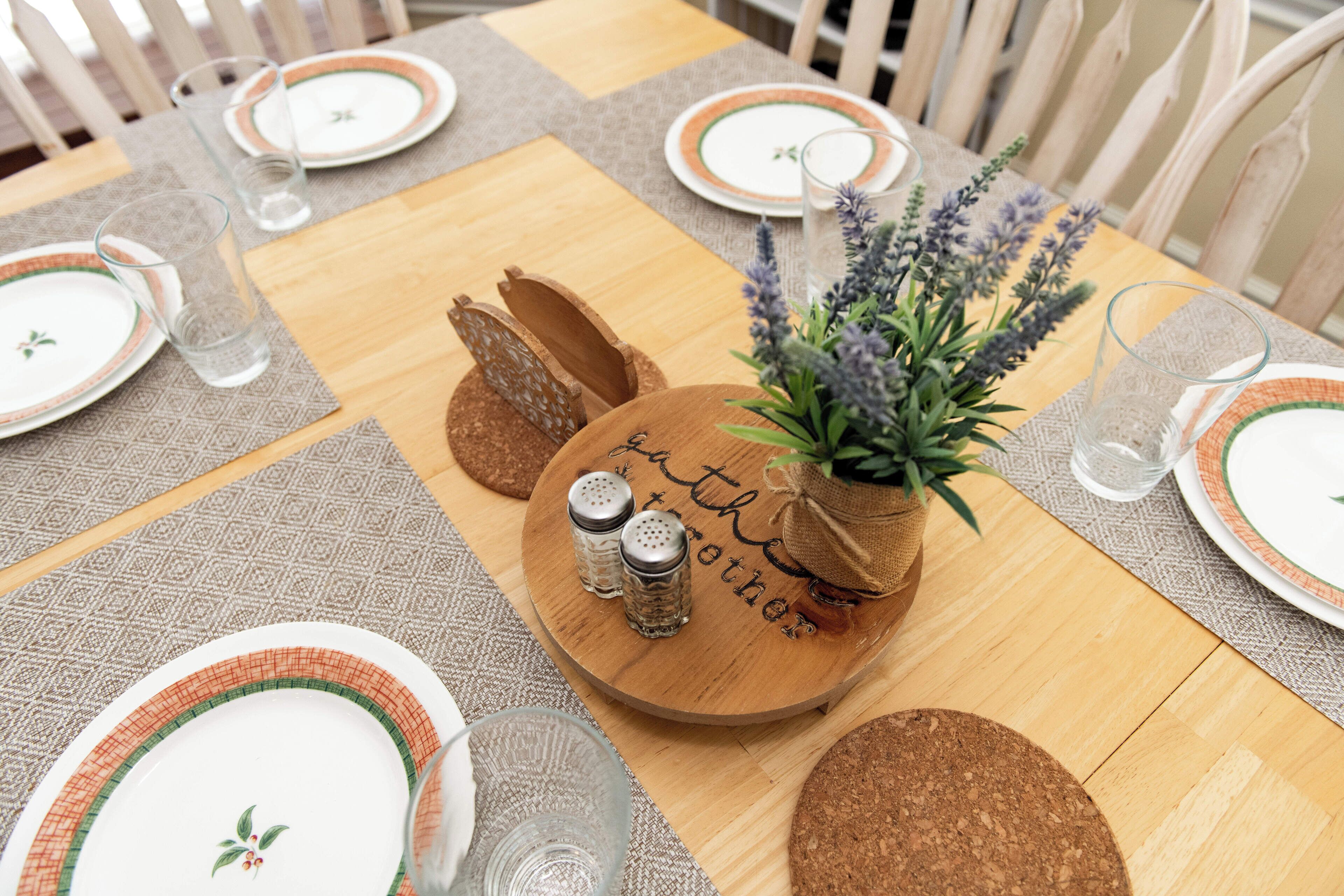 Family House, 5 Bedrooms, Kitchen, Mountain View | Dining room