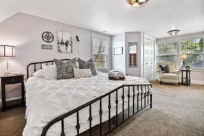 Familiehus, 5 soverom, kjøkken, fjellutsikt | 5 soverom, sengetøy av topp kvalitet og blendingsgardiner