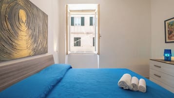 2 bedrooms, WiFi, bed sheets