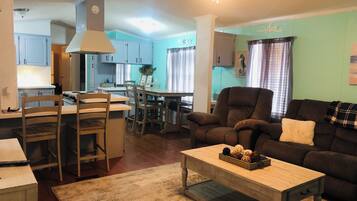 Smart TV, video games, DVD player, video library