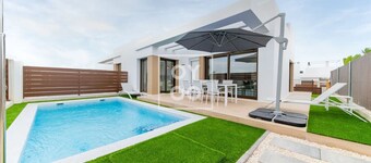 Villa Bienvida luxury and well-being by OYOOSTAYS