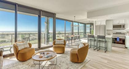The Sand & Sea Condos - Oceanfront