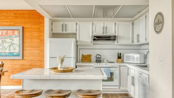Economy Apartment, 2 Bedrooms | Cuisine privée