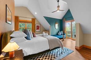 5 bedrooms, desk, iron/ironing board, WiFi