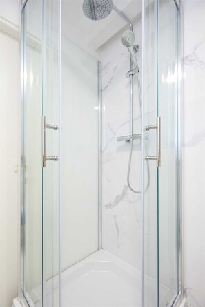 Dusche, Haartrockner