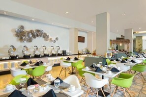 Restaurant - KHAS Surabaya Hotel (Pabean Cantikan)